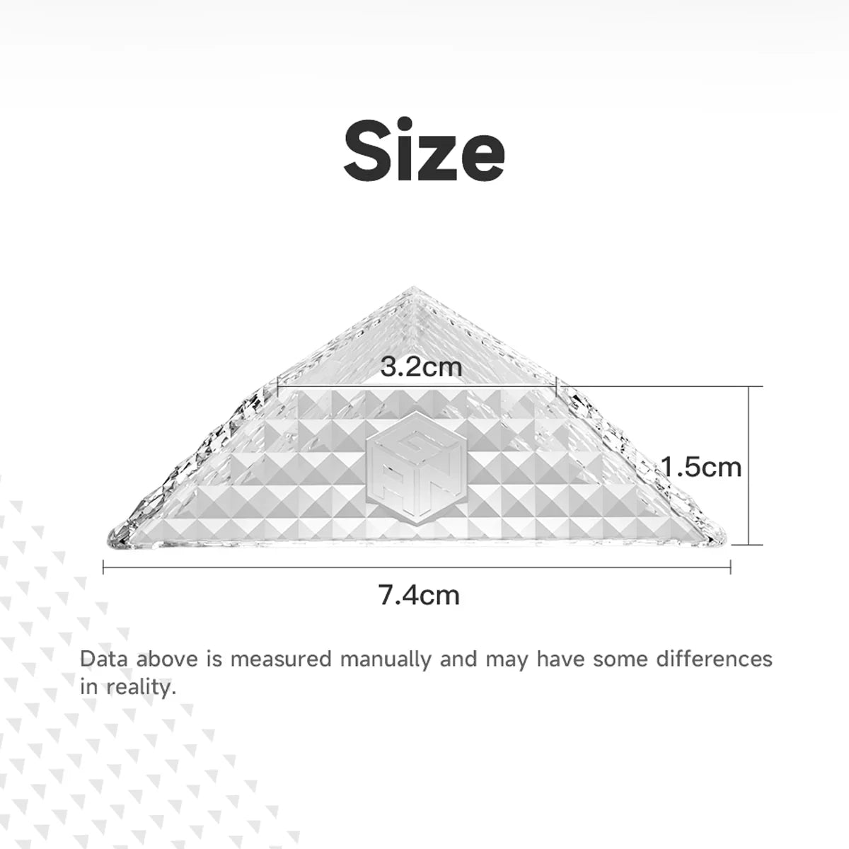 Transparent triangular stand with geometric texture and dimensions 7.4cm by 3.2cm by 1.5cm